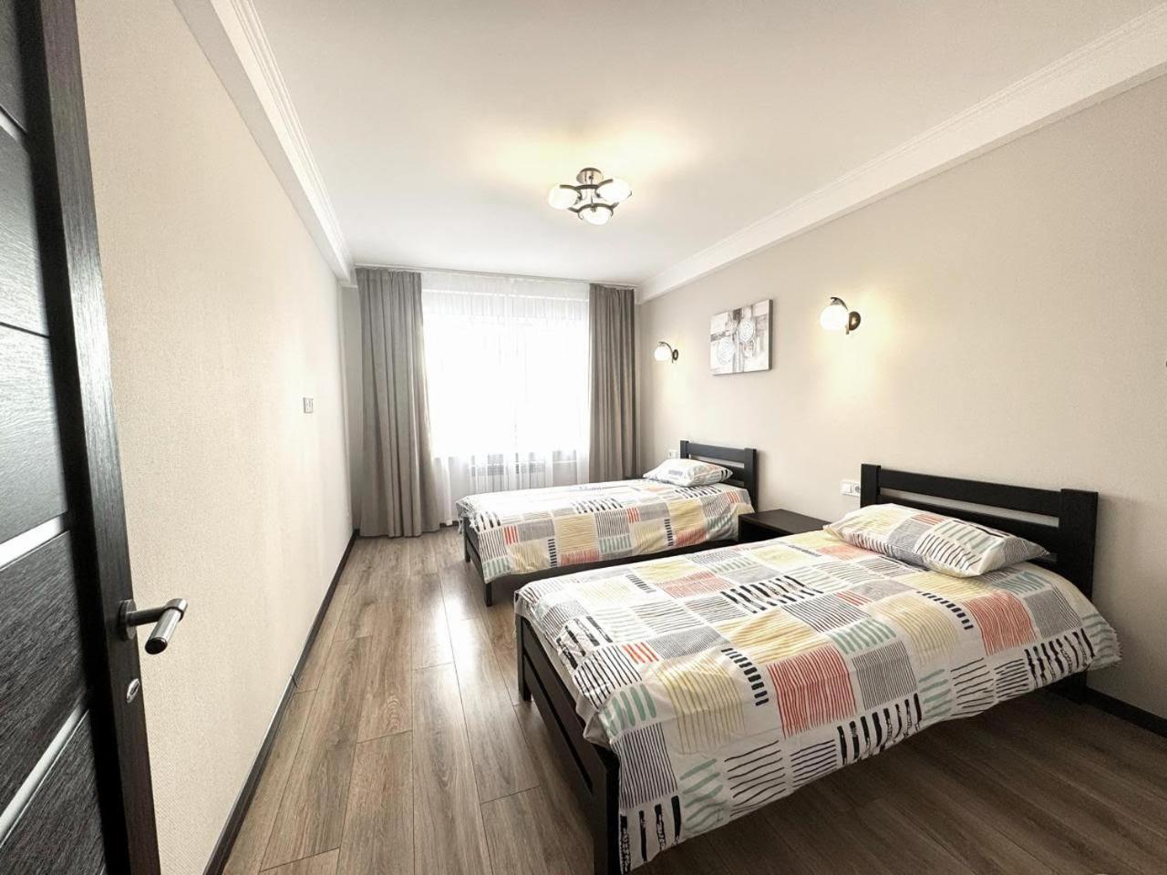 Artal Apartment On Obolonskyi Avenue 16A, 2 Bedroom Kyiv Exterior photo