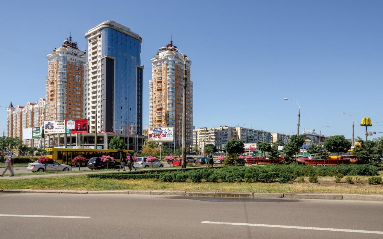 Artal Apartment On Obolonskyi Avenue 16A, 2 Bedroom Kyiv Exterior photo