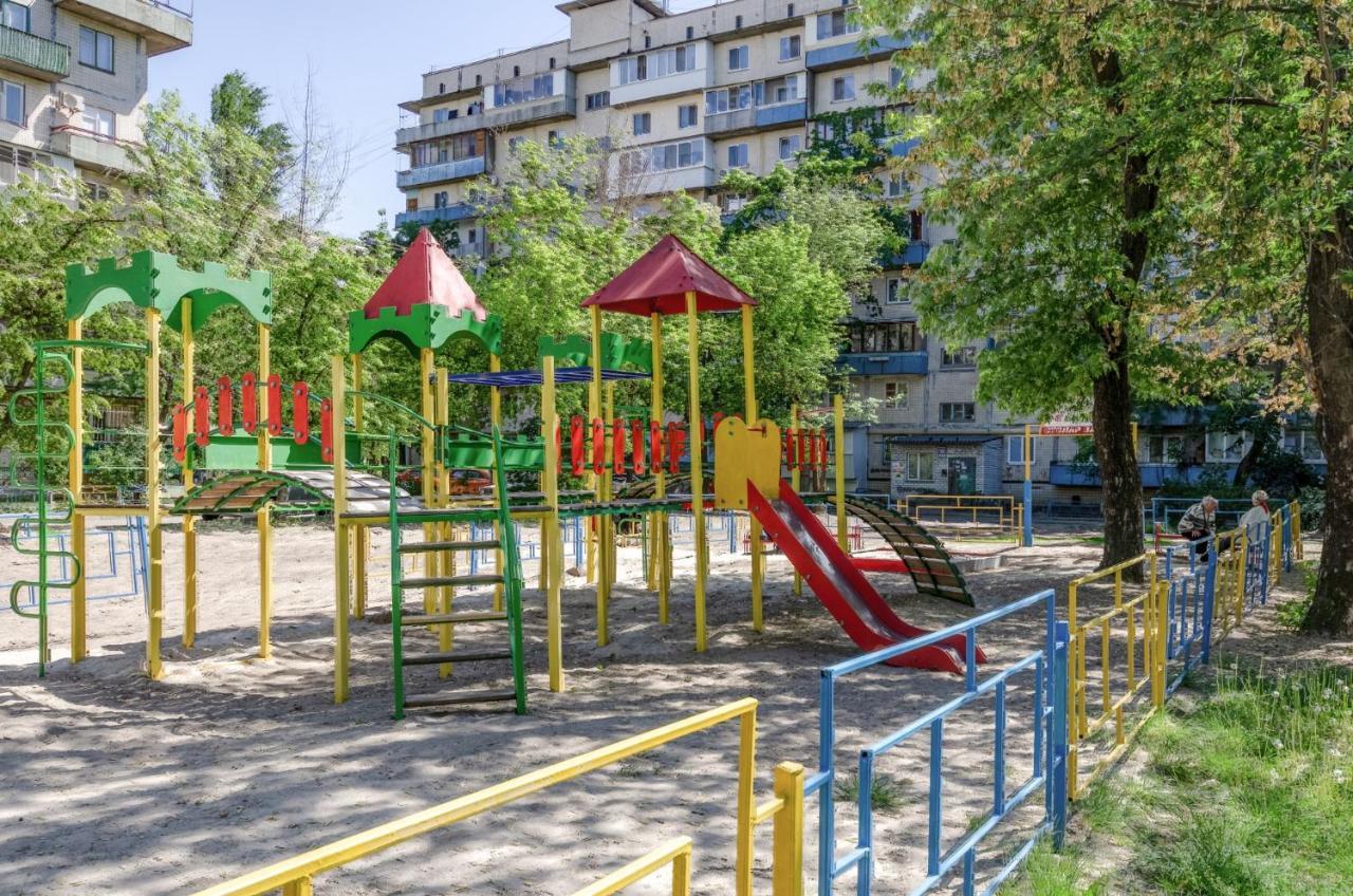 Artal Apartment On Obolonskyi Avenue 16A, 2 Bedroom Kyiv Exterior photo